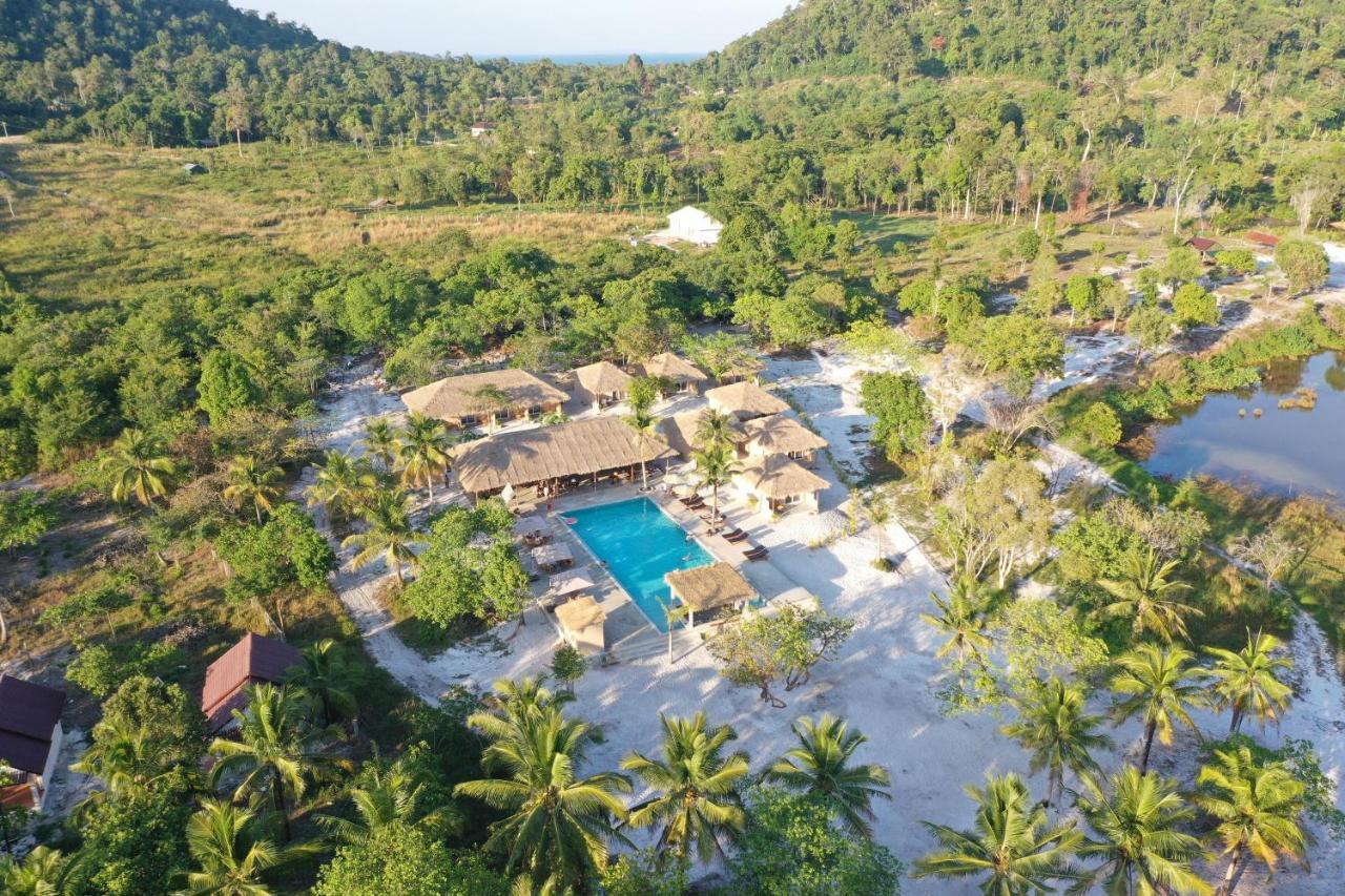 Beachwalk Koh Rong Kaoh Touch Exterior photo